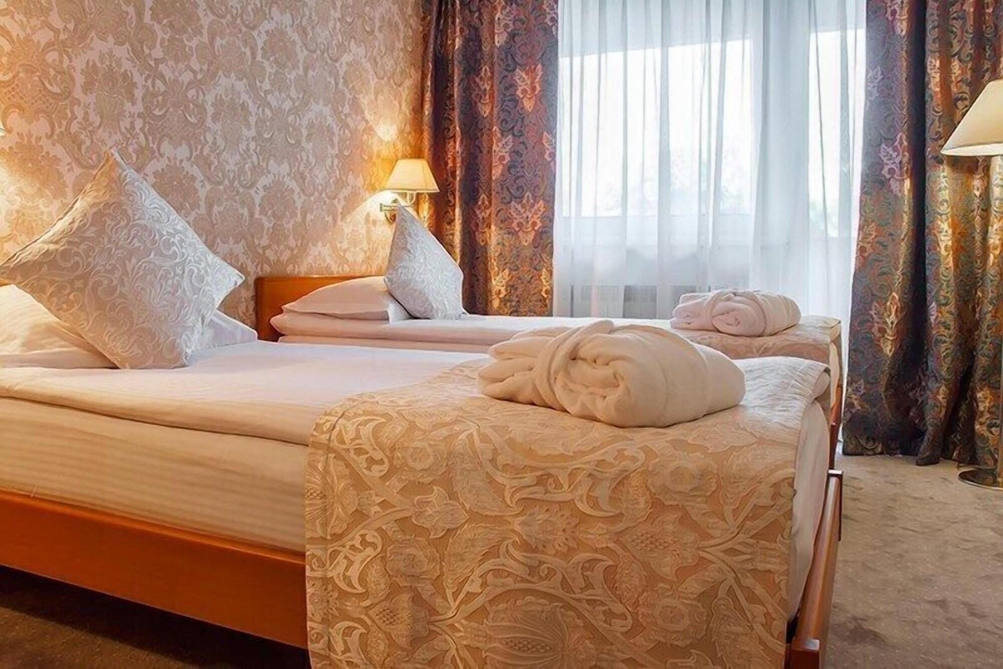Astana International Hotel Almaty Eksteriør bilde