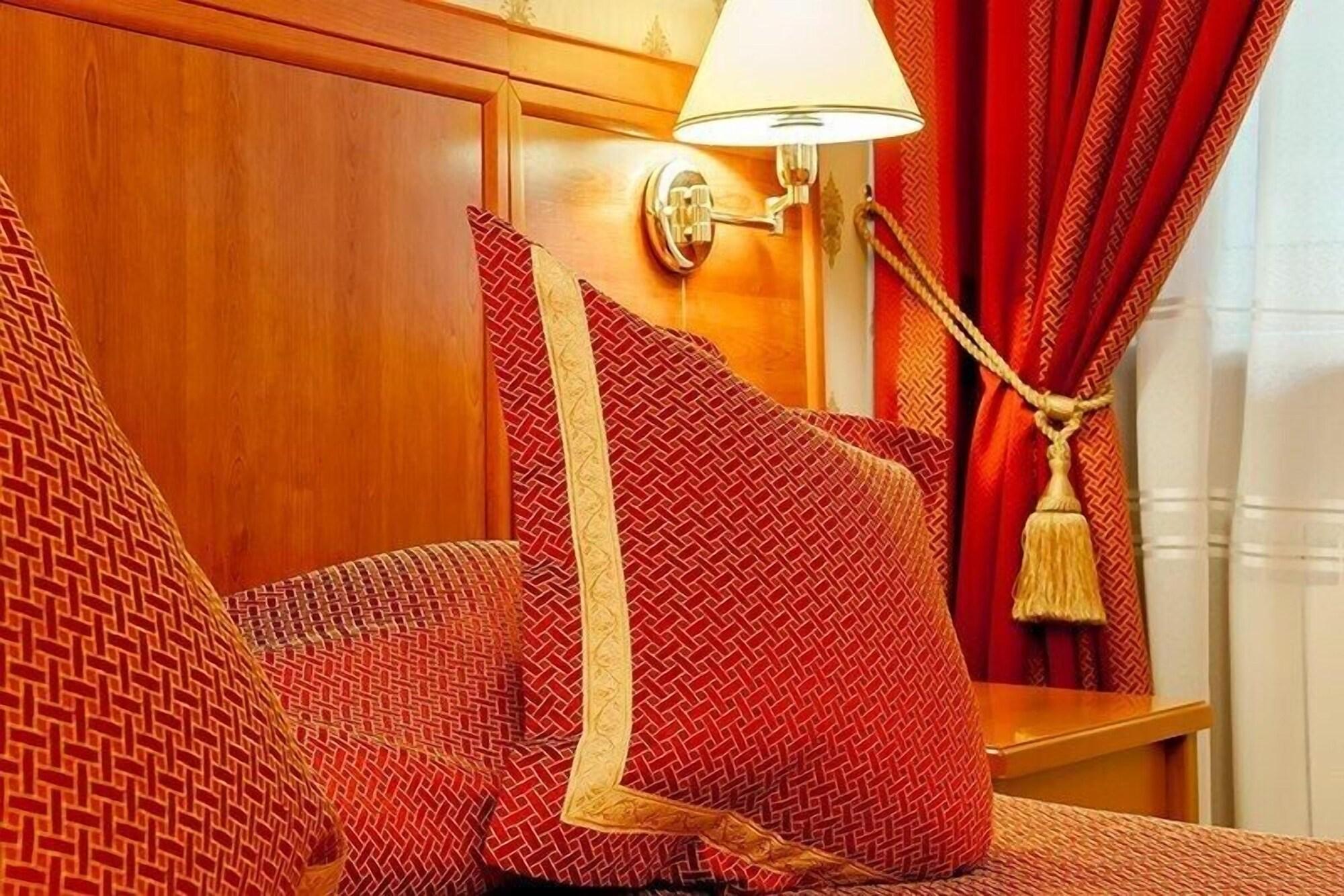 Astana International Hotel Almaty Eksteriør bilde