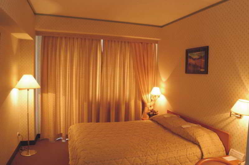 Astana International Hotel Almaty Rom bilde